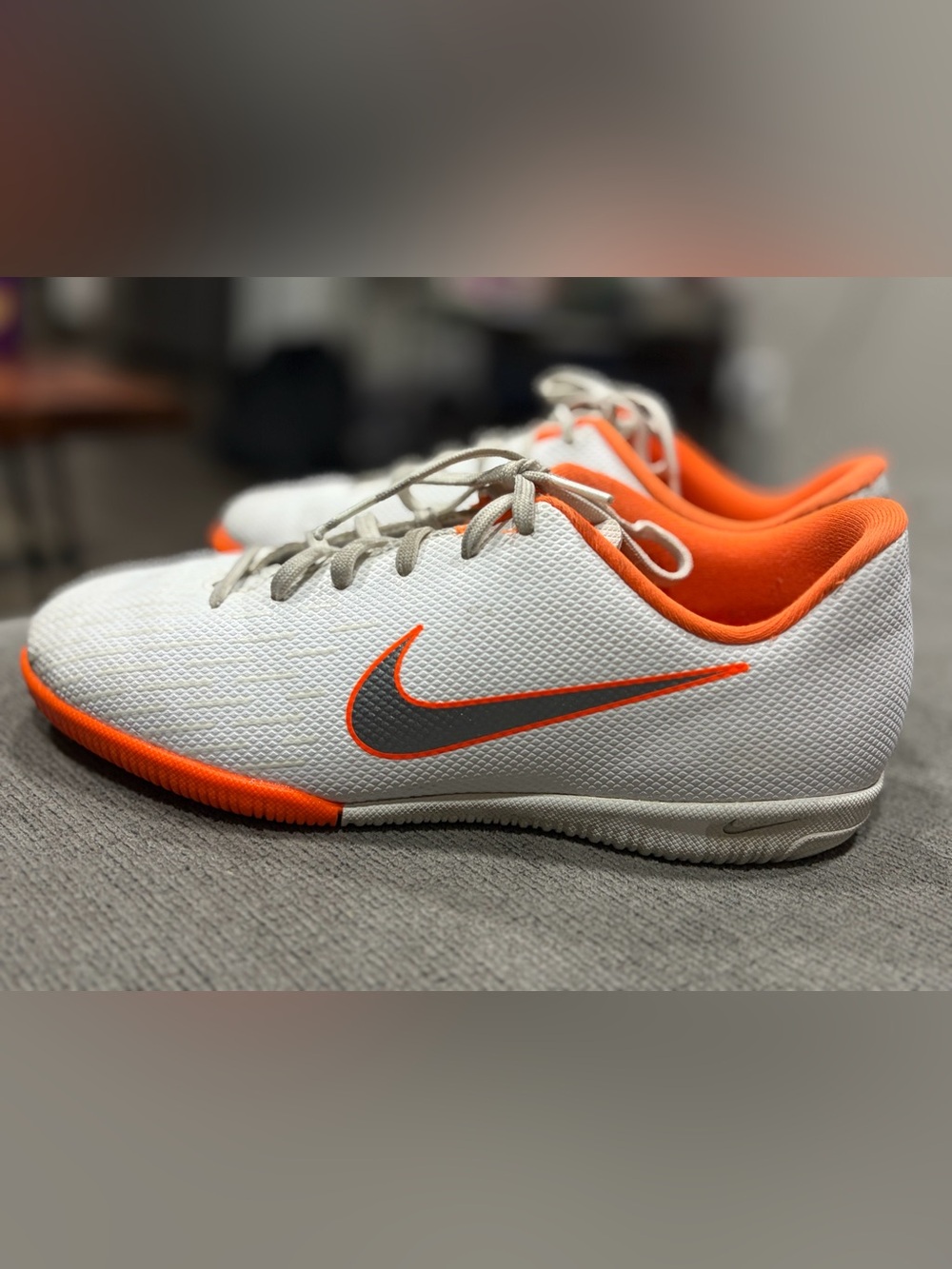 Boys indoor soccer shoes